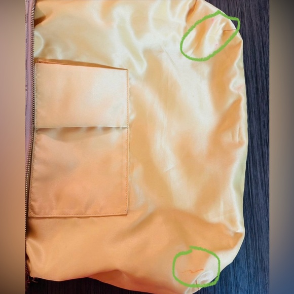 COACH Graffiti Poppy Coach Glam Tote
FOUR hangtags!! COA - Picture 13 of 13